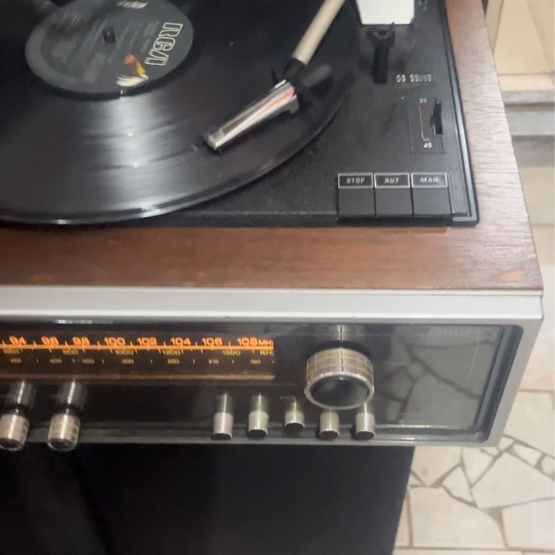 Clássica Vitrola Philips Anos 70 Modelo Ah 902 | Philips Usado