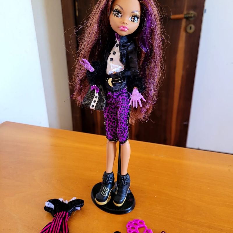 Boneca monster high 13 desejos howleen wolf mattel