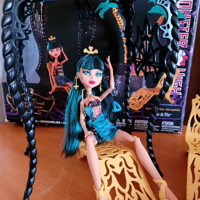 Monster High Boneca Cleo Denile Moda - Mattel