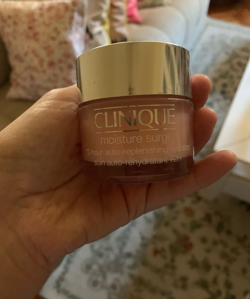 Clinique интенсивно увлажняющая ночная маска moisture surge