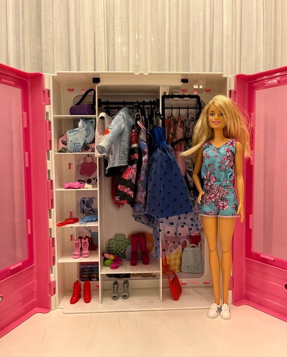 Closet Guarda Roupa da Barbie Original | Brinquedo Barbie Usado 89118183 |  enjoei