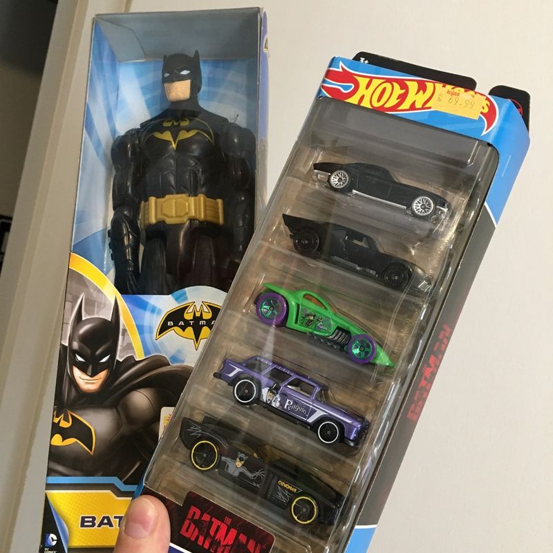 Carrinho Hot Wheels Mattel A Sua Escolha - Coleção Batman