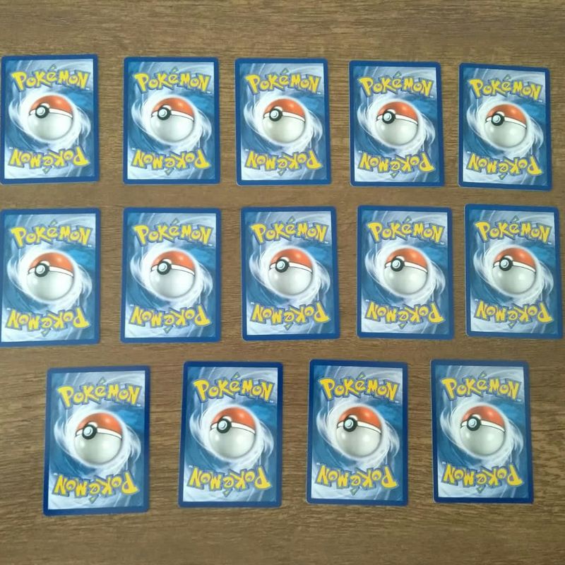 Nos EUA, McDonald's tem coleção de cartas Pokémon para comemorar 25 anos da  animação • B9