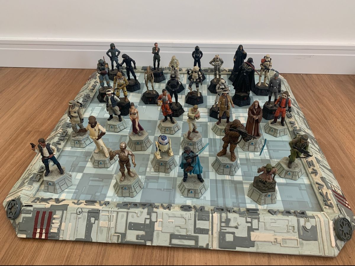 Conjunto Star Wars com 11 Peças de Xadrez