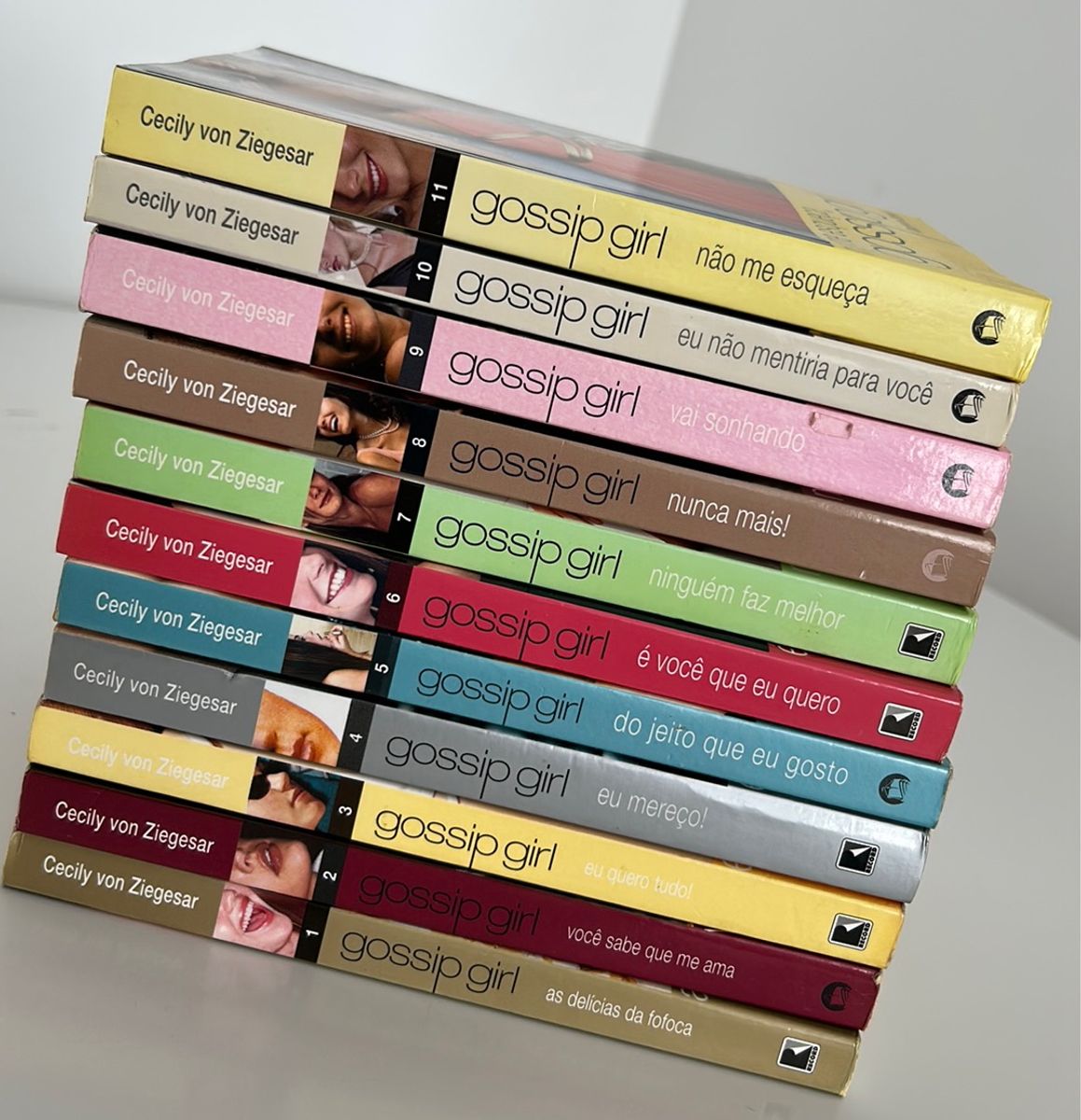 Coleção de Livros Gossip Girl | Livro Editora Record Usado 80936801 | enjoei