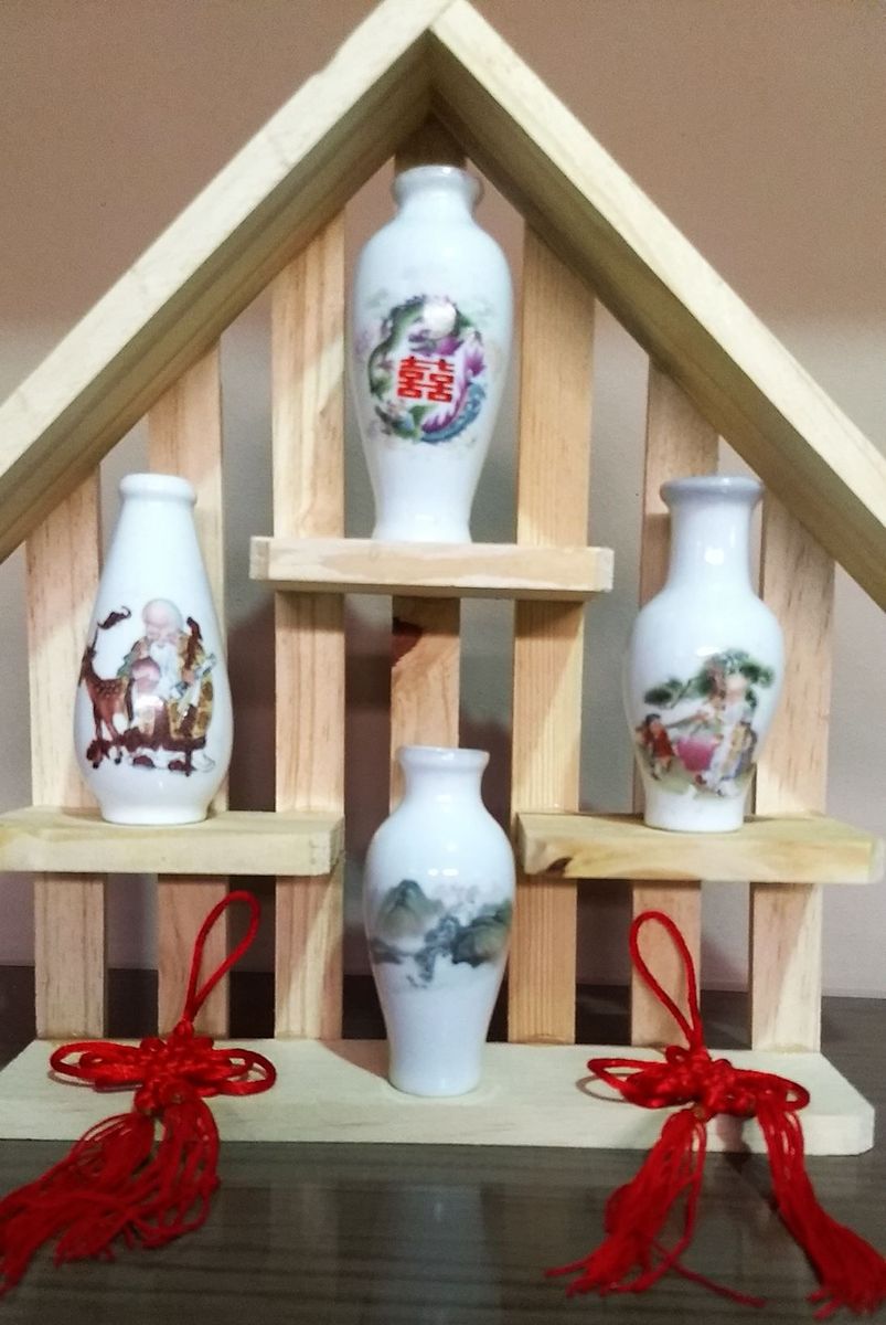 coleção vasos chineses decoração com estante madeira - outros sem marca