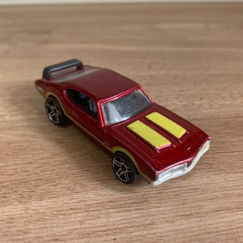 Colecionáveis 2010 Hot Wheels Olds 442 Vermelho Metálico R7593 Series  166/214 Escala 1/64 | Hotwheels Usado 91320020 | enjoei