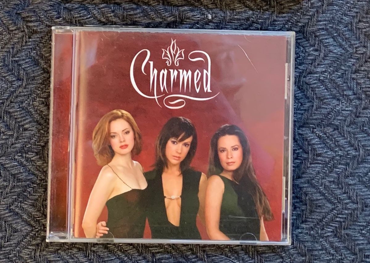 Coletânea de Músicas da Série Charmed | Item de Música Usado 43559213 ...
