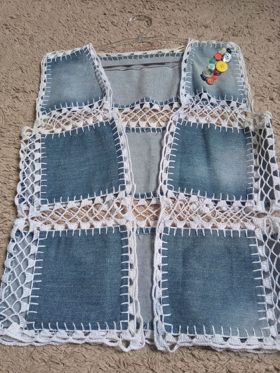 colete jeans com croche