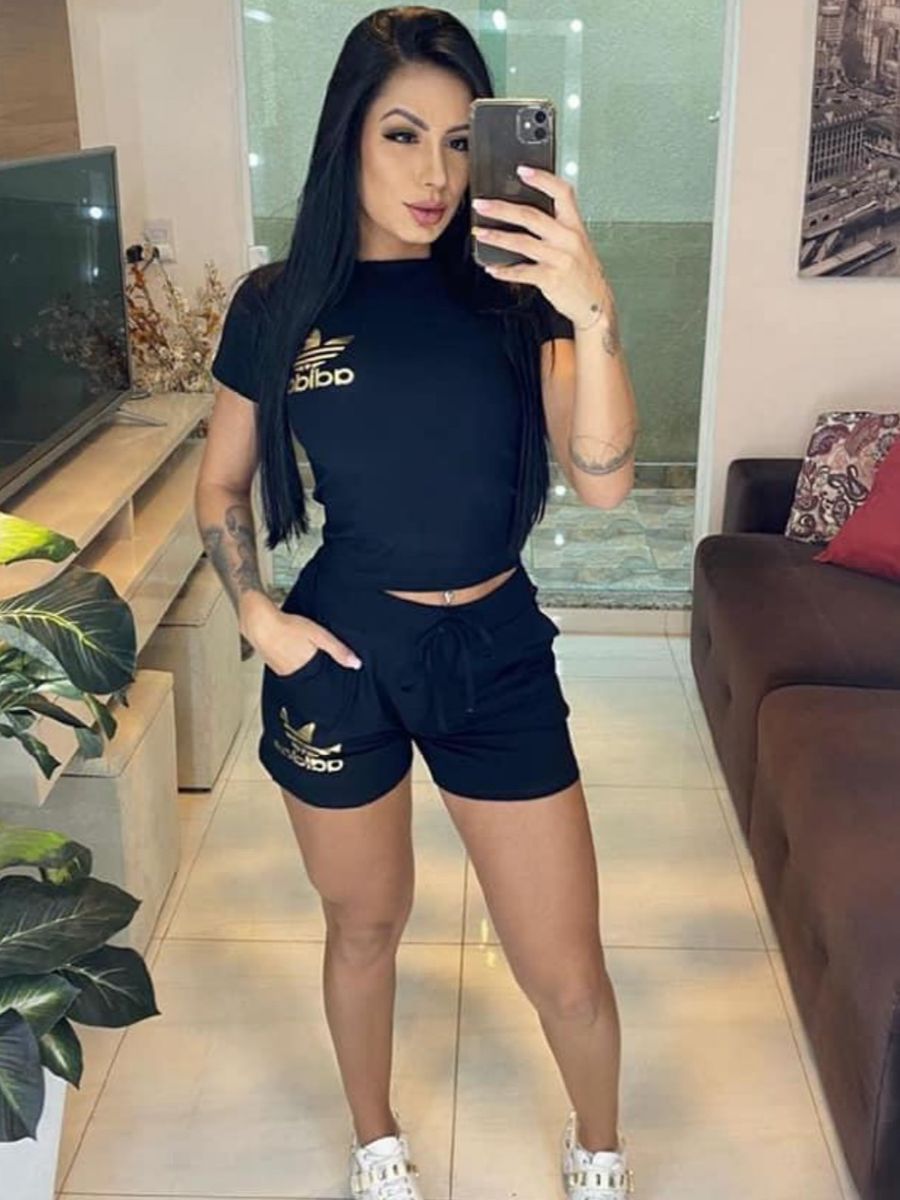 conjuntinho adidas