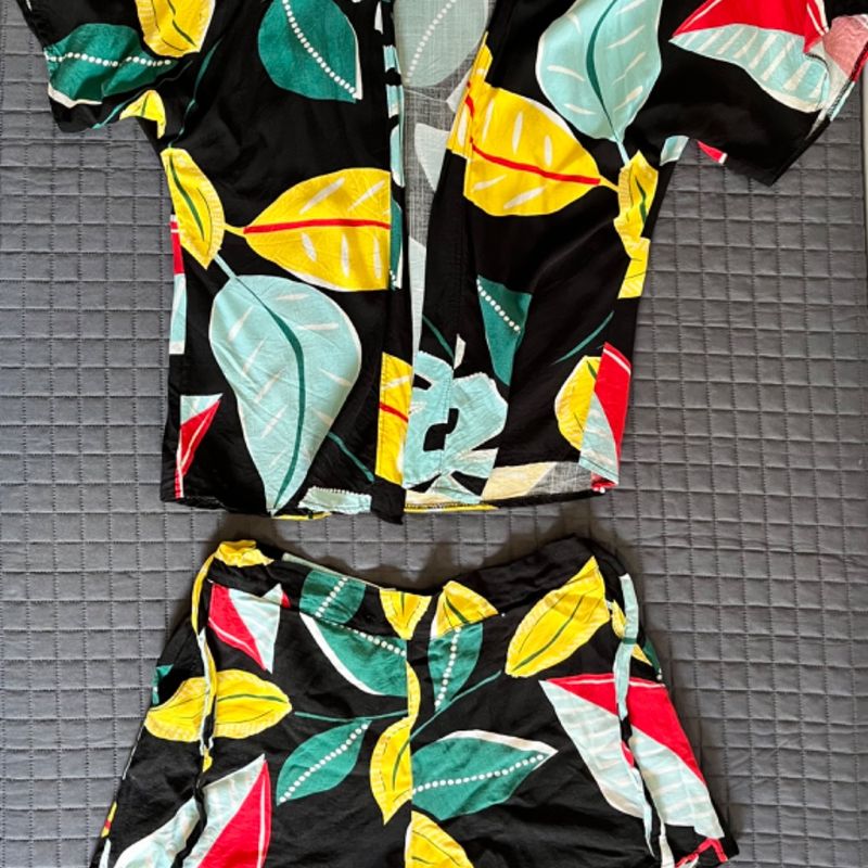 Conjuntinho Verão Kimono e Shorts Feminino Usado 110457874 enjoei