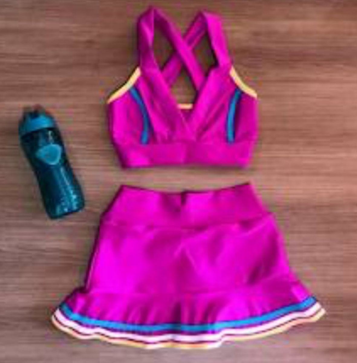 conjunto short saia academia
