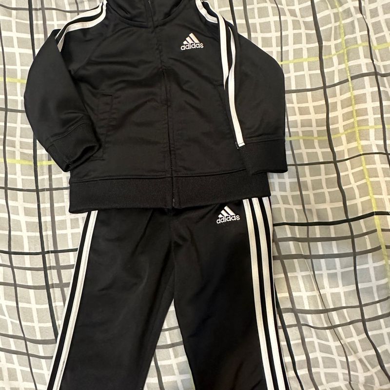 Conjunto adidas bebe on sale usado