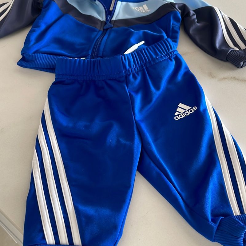 Roupa best sale adidas bebe