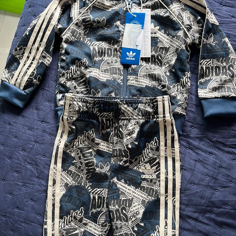 Conjunto adidas 2024 bebe 6 meses