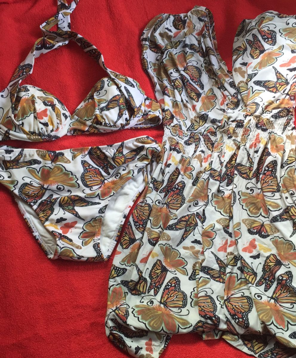 conjunto de biquíni com saída de praia