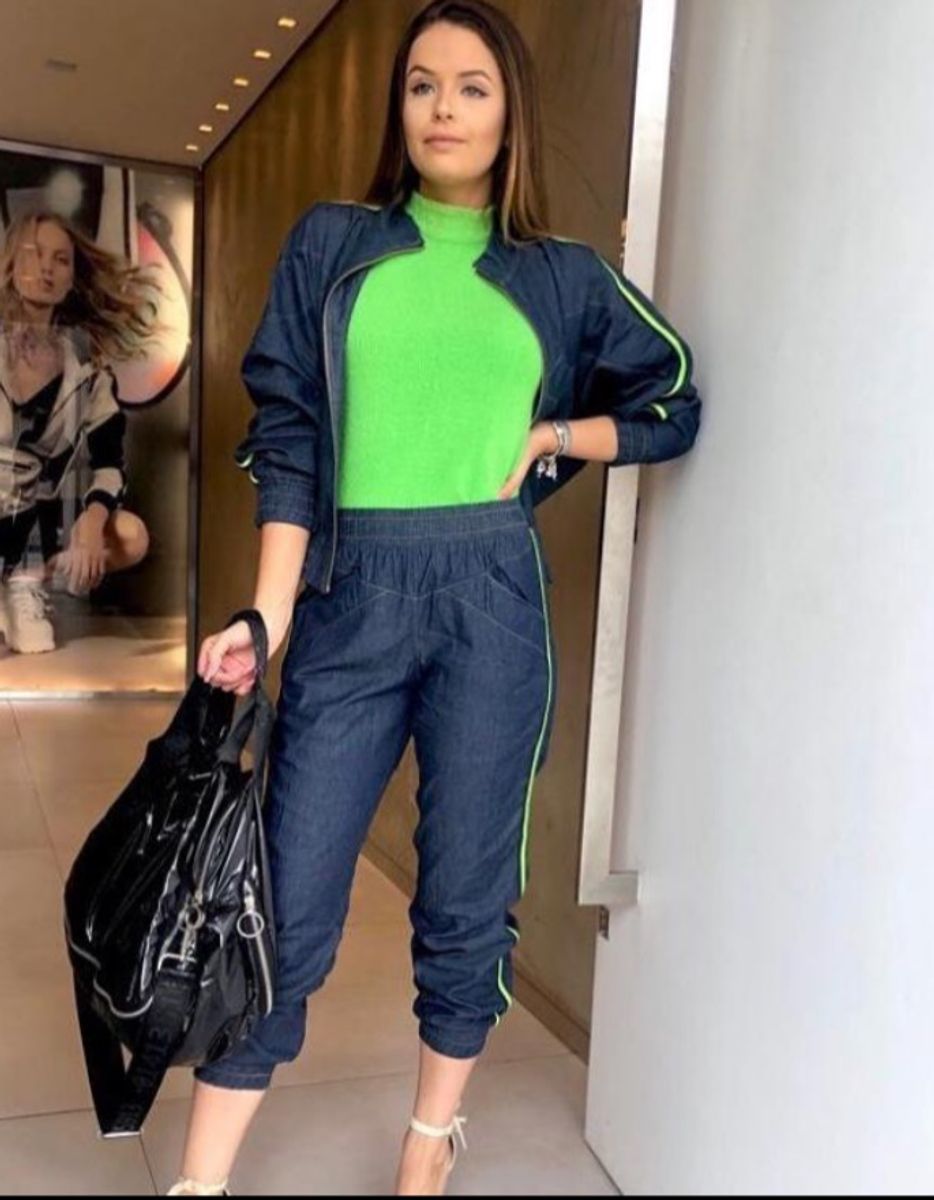 conjunto calça e casaco feminino
