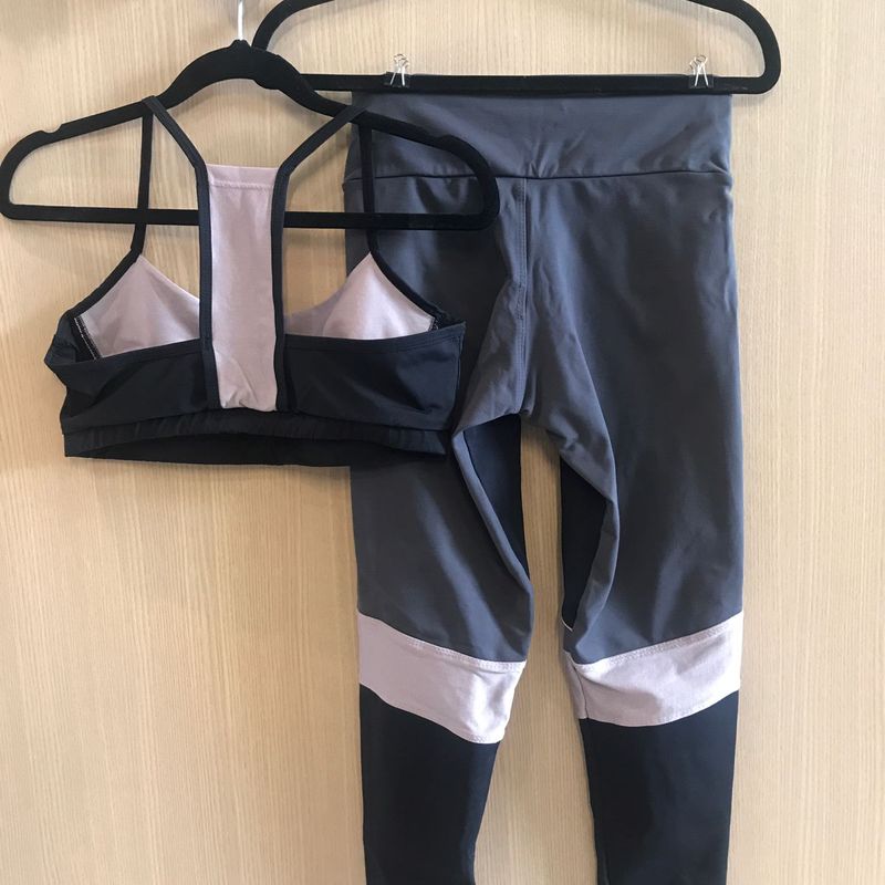 Legues Femininas com Bolso Traseiro - Tamanho M, Calça Feminina Projeto  Sport Nunca Usado 86174340