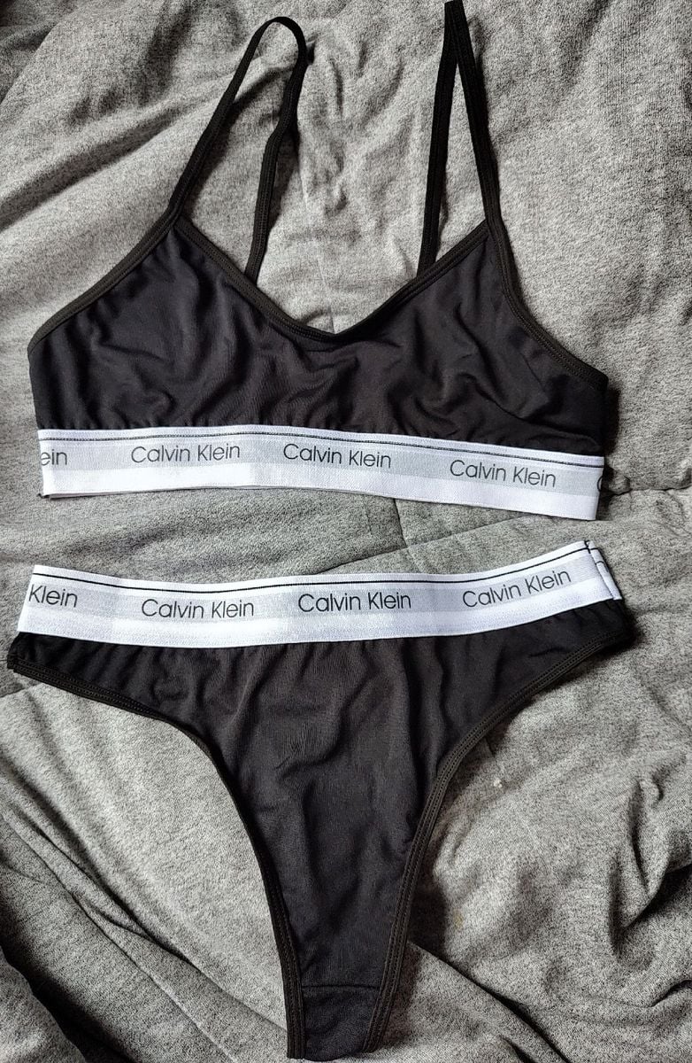 Conjunto Calcinha E Suti Calvin Klein Preto E Branco Lingerie Feminina Calvin Klein Nunca