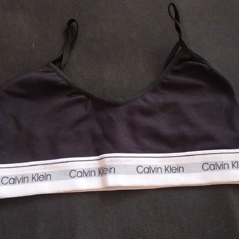 Conjunto Calvin Klein  Lingerie Feminina Calvin-Klein Nunca Usado