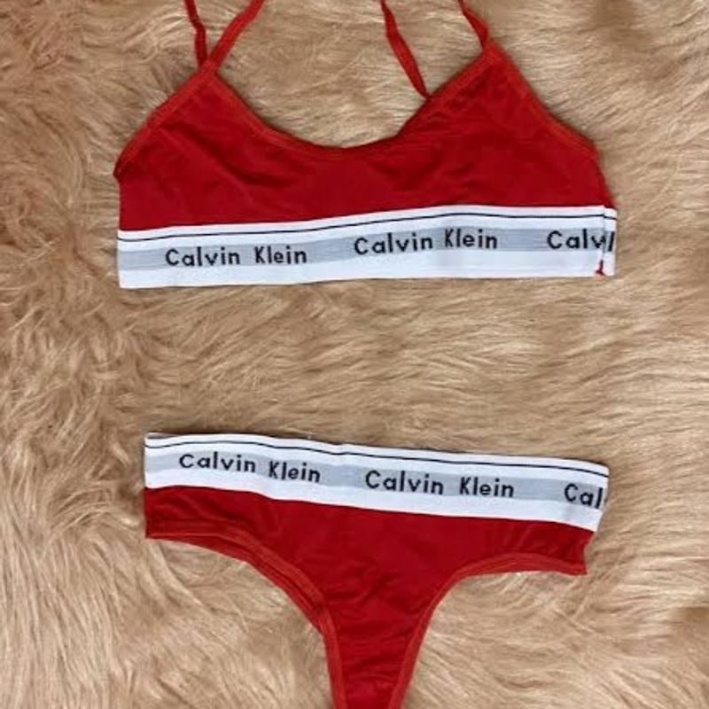 Conjunto Calvin Klein  Lingerie Feminina Calvin-Klein Nunca Usado