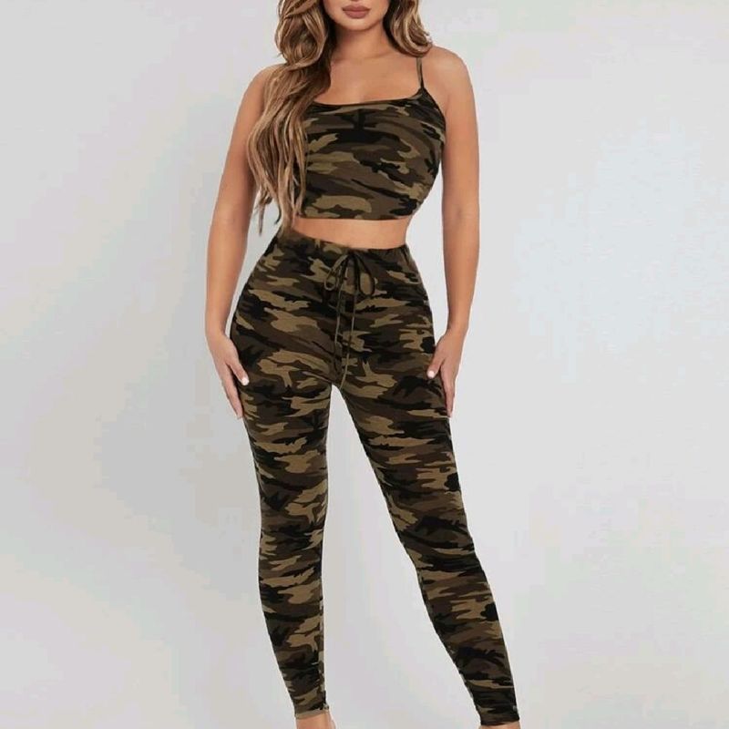 Conjunto Cropped e Calça Camuflado | Calça Feminina Shein Nunca Usado  79627535 | enjoei