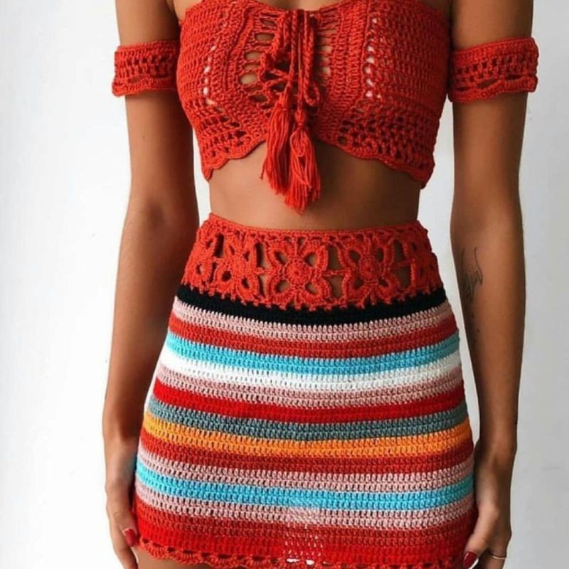 Conjunto de croche hot sale saia e blusa