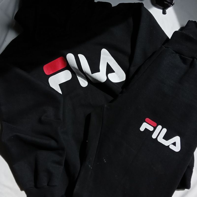 Conjunto de frio store fila