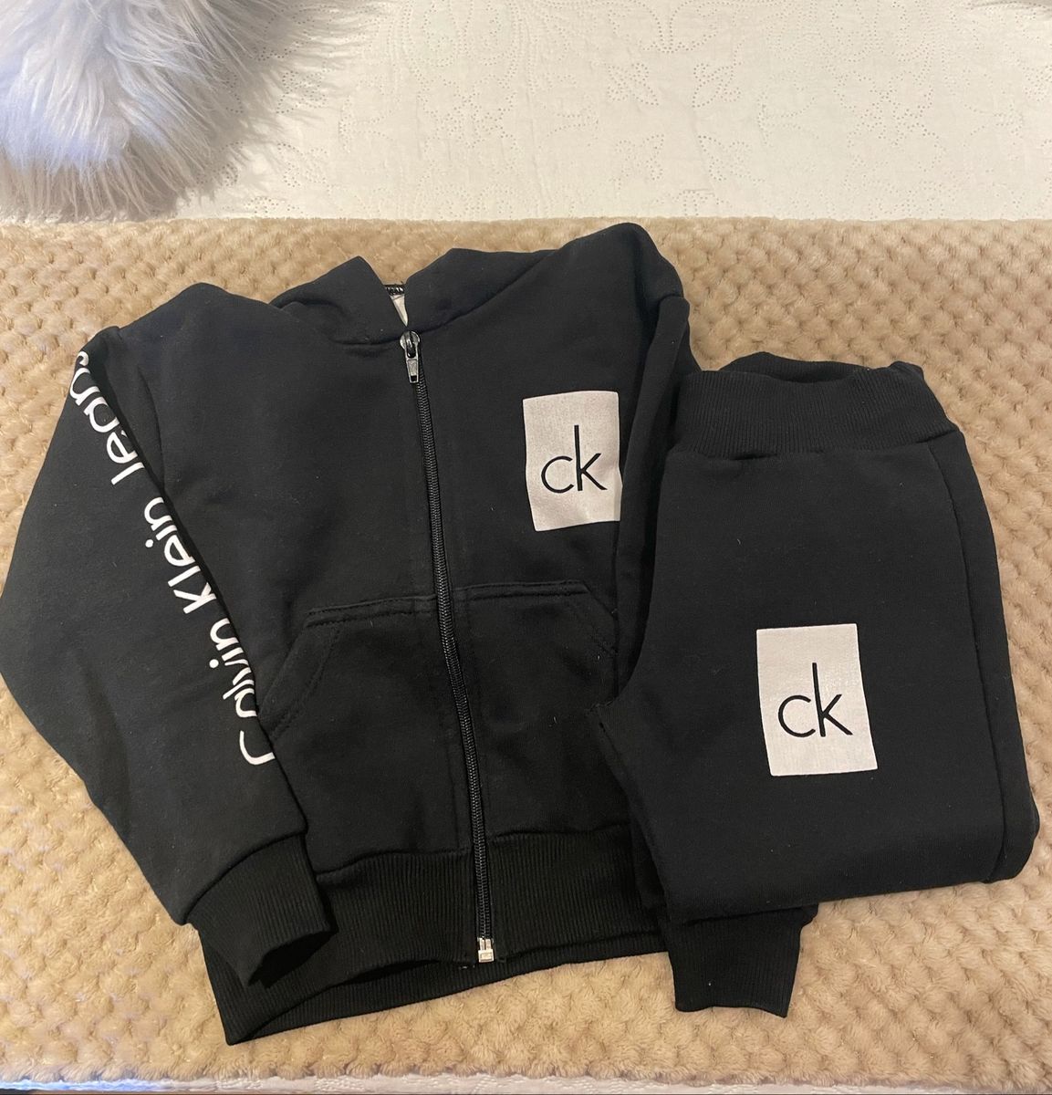 Conjunto de Moletom Infantil Calvin Klein Roupa Infantil para