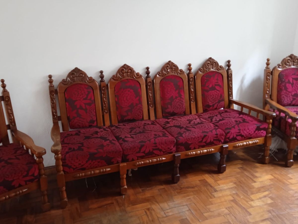 Conjunto de Sofá Colonial Sofá Antigo Usado 59680848 enjoei