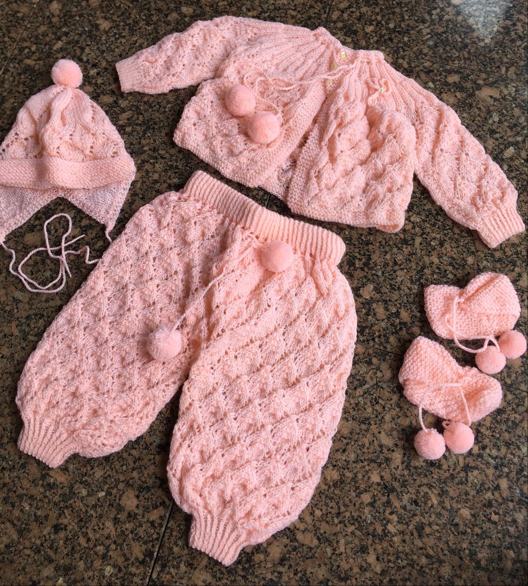 Conjunto Feito A Mao Em Trico Roupa Infantil Para Bebe Feito A Mao Usado Enjoei