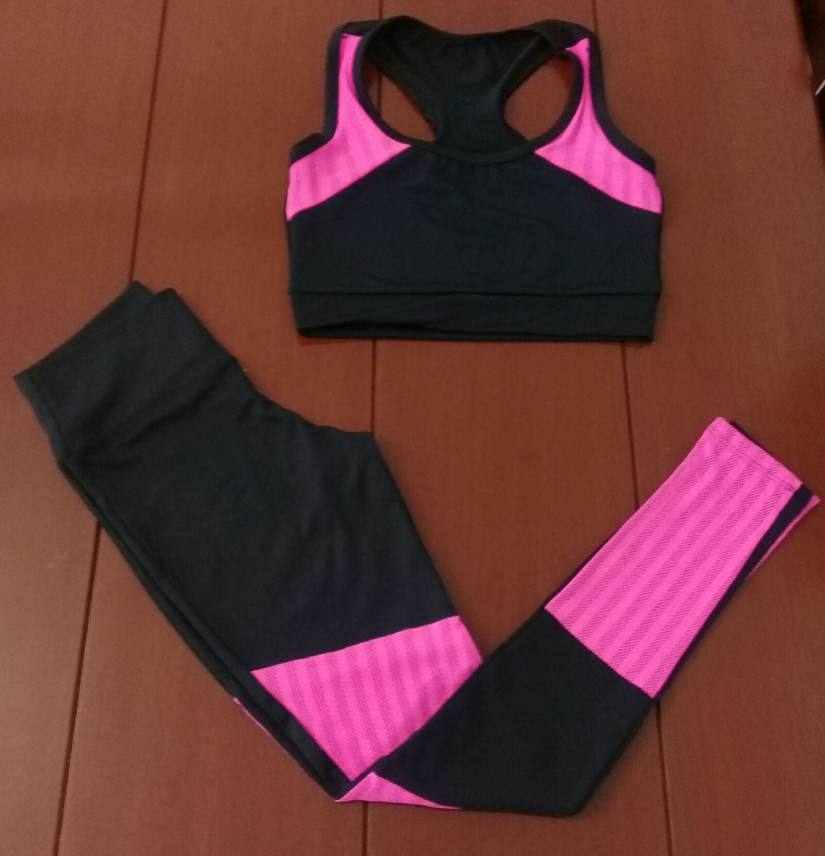 conjunto calça e top academia