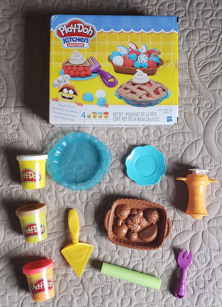 Play doh kitchen store creations playful pies