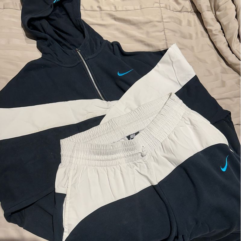 Conjunto Moletom Nike Original Feminino Veste G e Gg Nike Usado