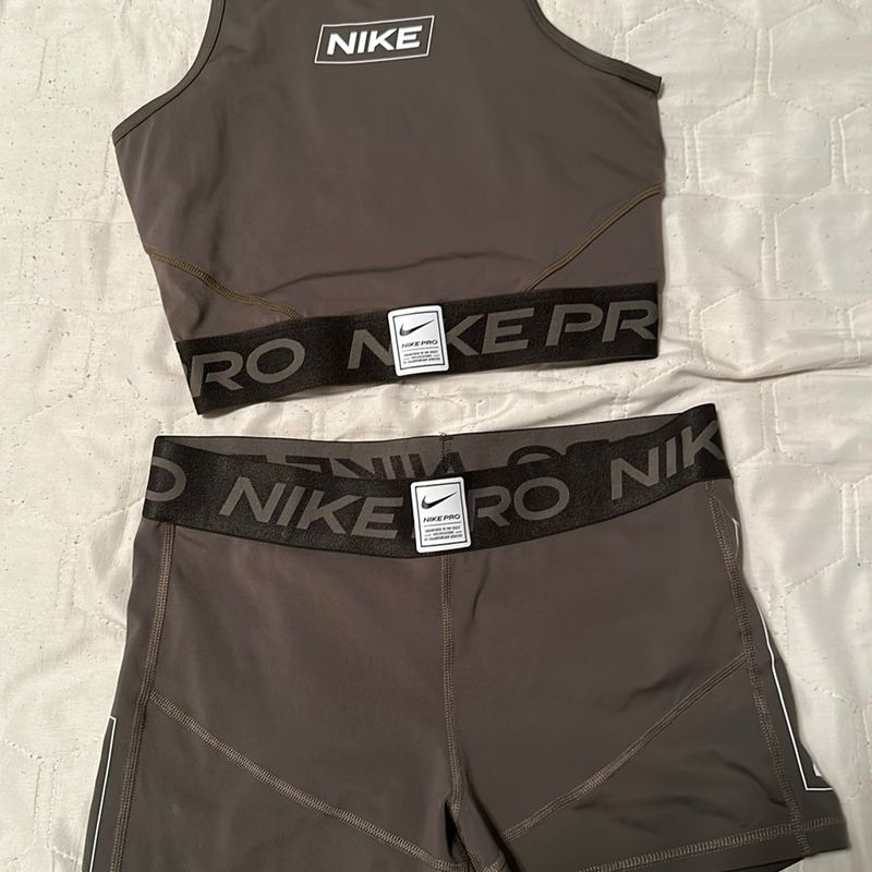 Conjunto Nike Original Dri Fit Verde Militar