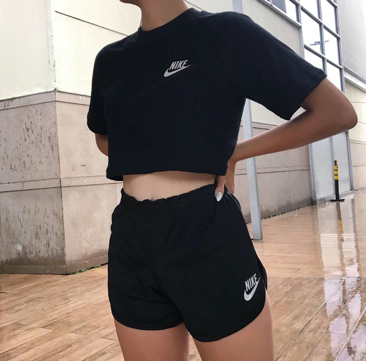 calça nike refletiva feminina