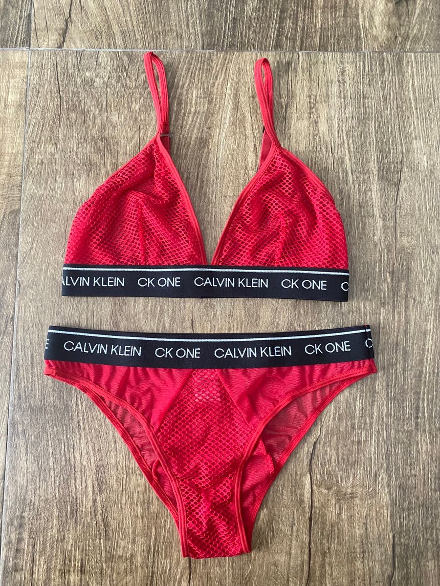 Conjunto Top E Calcinha Calvin Klein Vermelho Lingerie Feminina Calvin Klein Nunca Usado