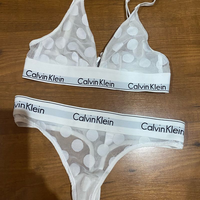 Conjuntos Lingerie Calvin Klein Feminino Branco M Promoção | Lingerie  Feminina Calvin Klein Nunca Usado 46840519 | enjoei
