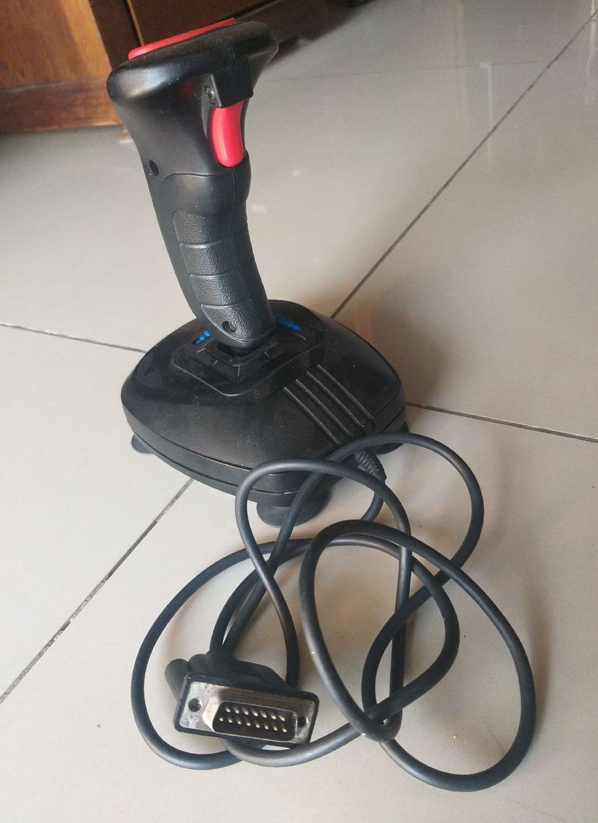 Controle Raro de Manopla de Aviao Tipo Joystick Antigo de Atari. para ...