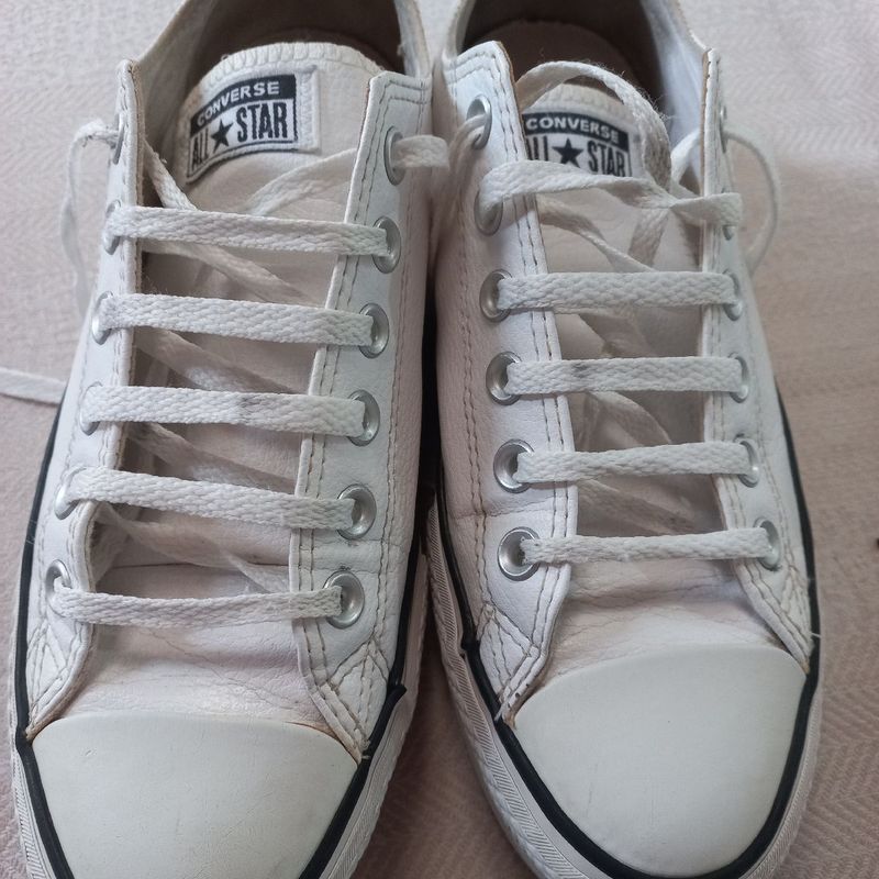 Converse All Star Branco em Couro Num 36 Forma Grande) Cabe 37 Plataforma  Tênis Feminino Converse Usado 106233825 enjoei