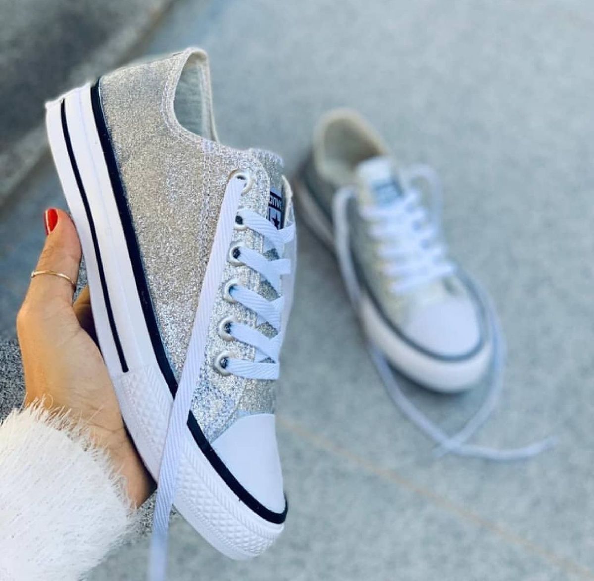 Tênis Converse Chuck Taylor All Star 34 Feminino - Bege e Branco