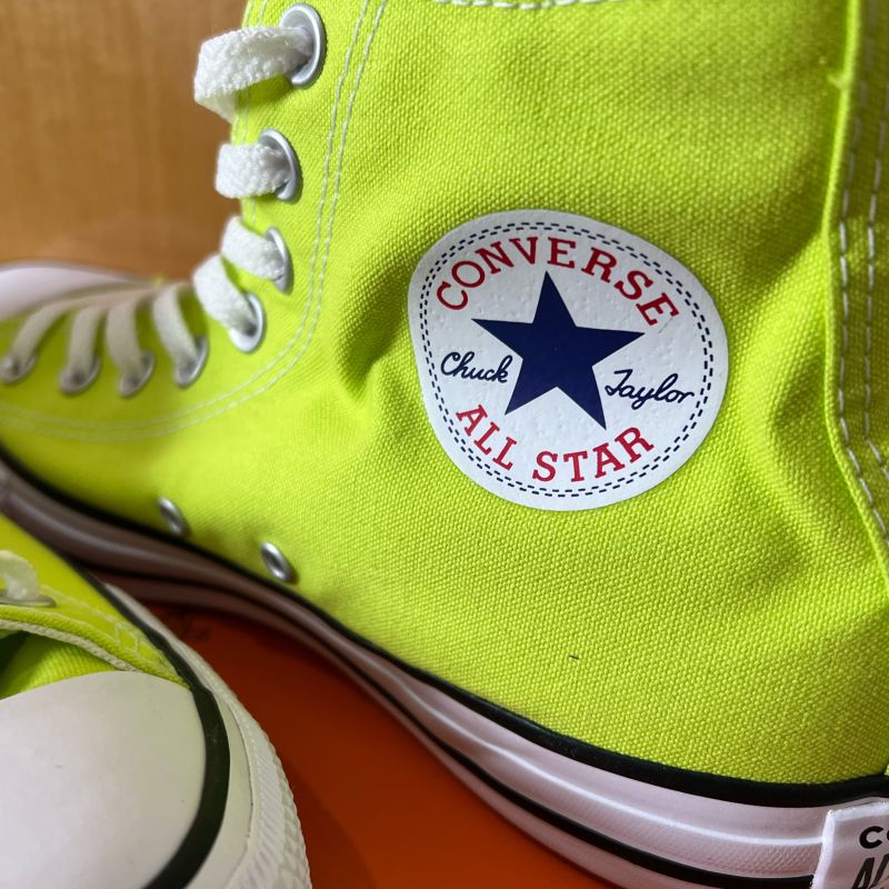 Converse verde hot sale neon