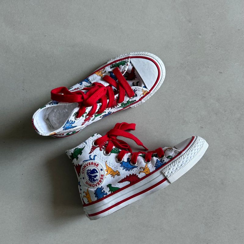 converse chuck taylor dinoverse