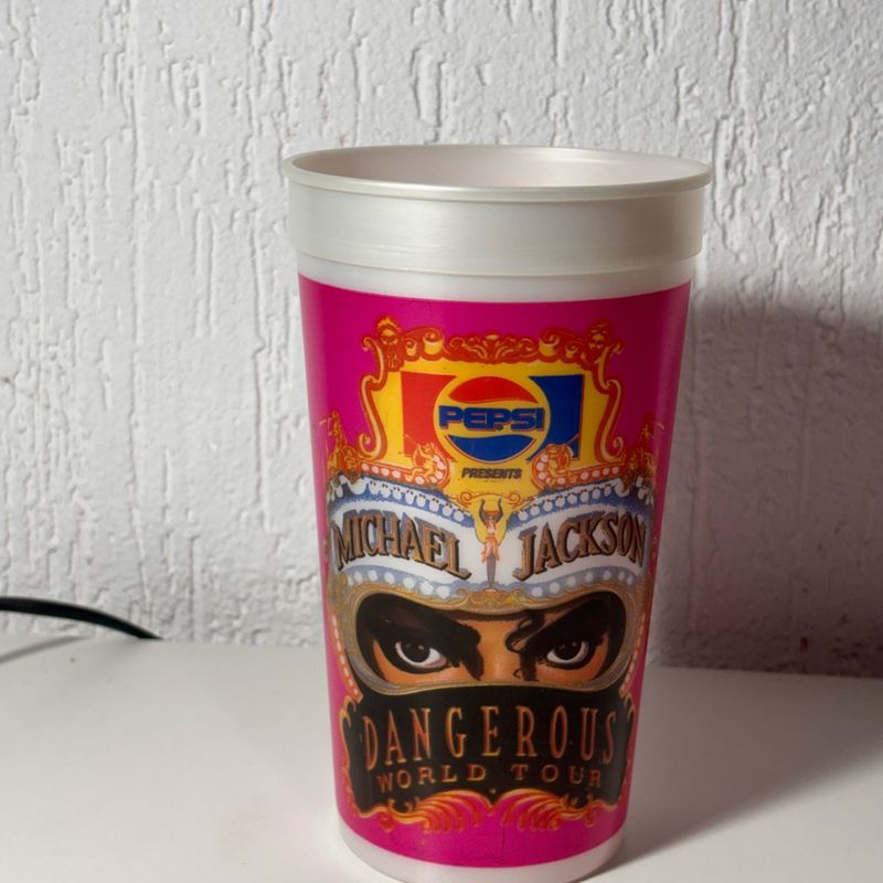 Copo Colecionável Michael Jackson - Dangerous World Tour. | Pepsi