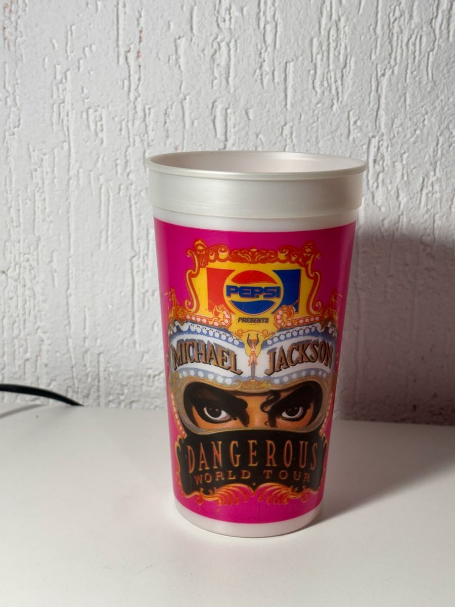 Copo Colecionável Michael Jackson - Dangerous World Tour. | Pepsi