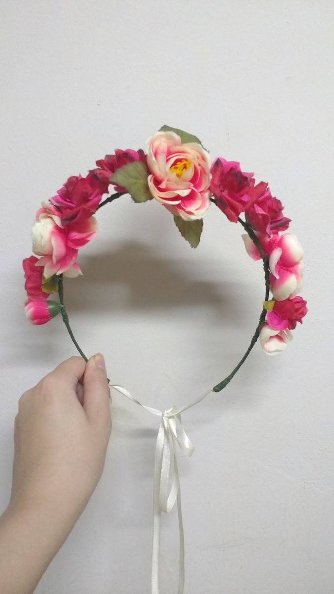 Comprar coroa de flores para cabelo