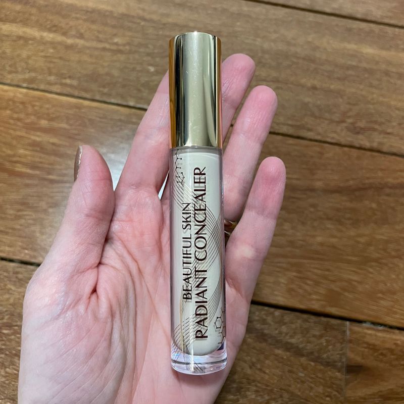 Charlotte Tilbury Beautiful Skin Radiant Concealer Review