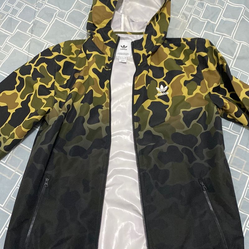 Corta vento hot sale adidas bape