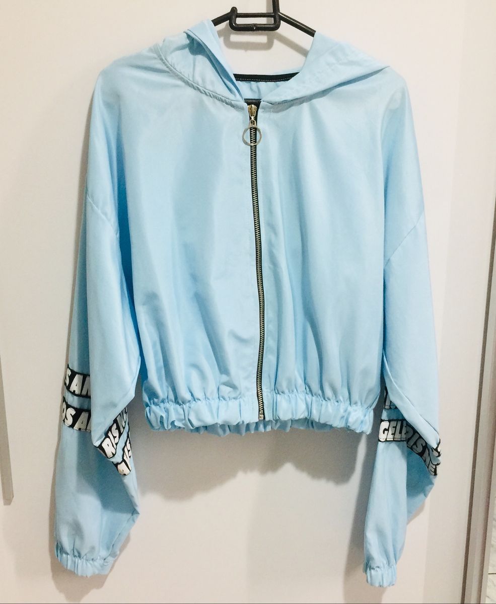 corta vento feminino azul