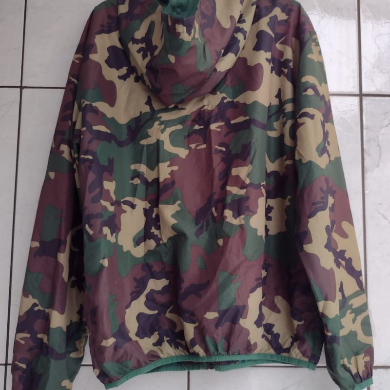 Casaco new era store camuflado